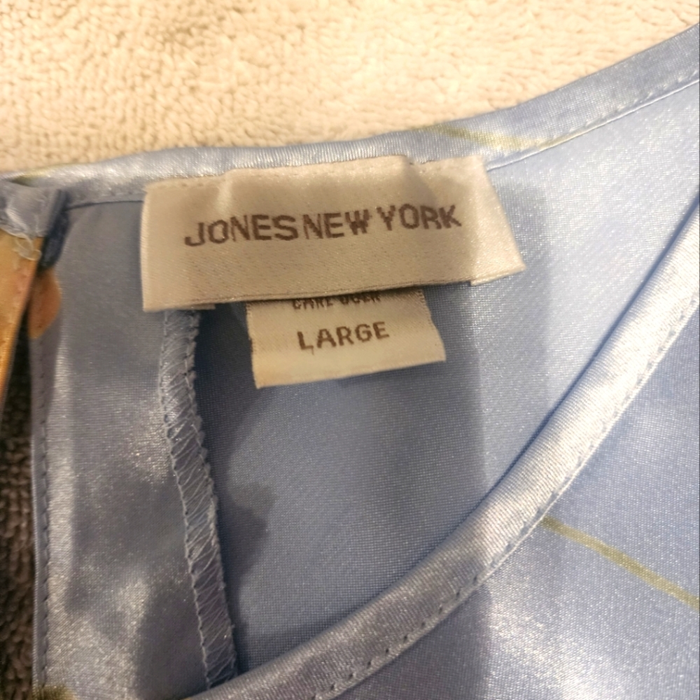 Jones New York Women's Two-Piece Pajamas - Picture 13 of 13